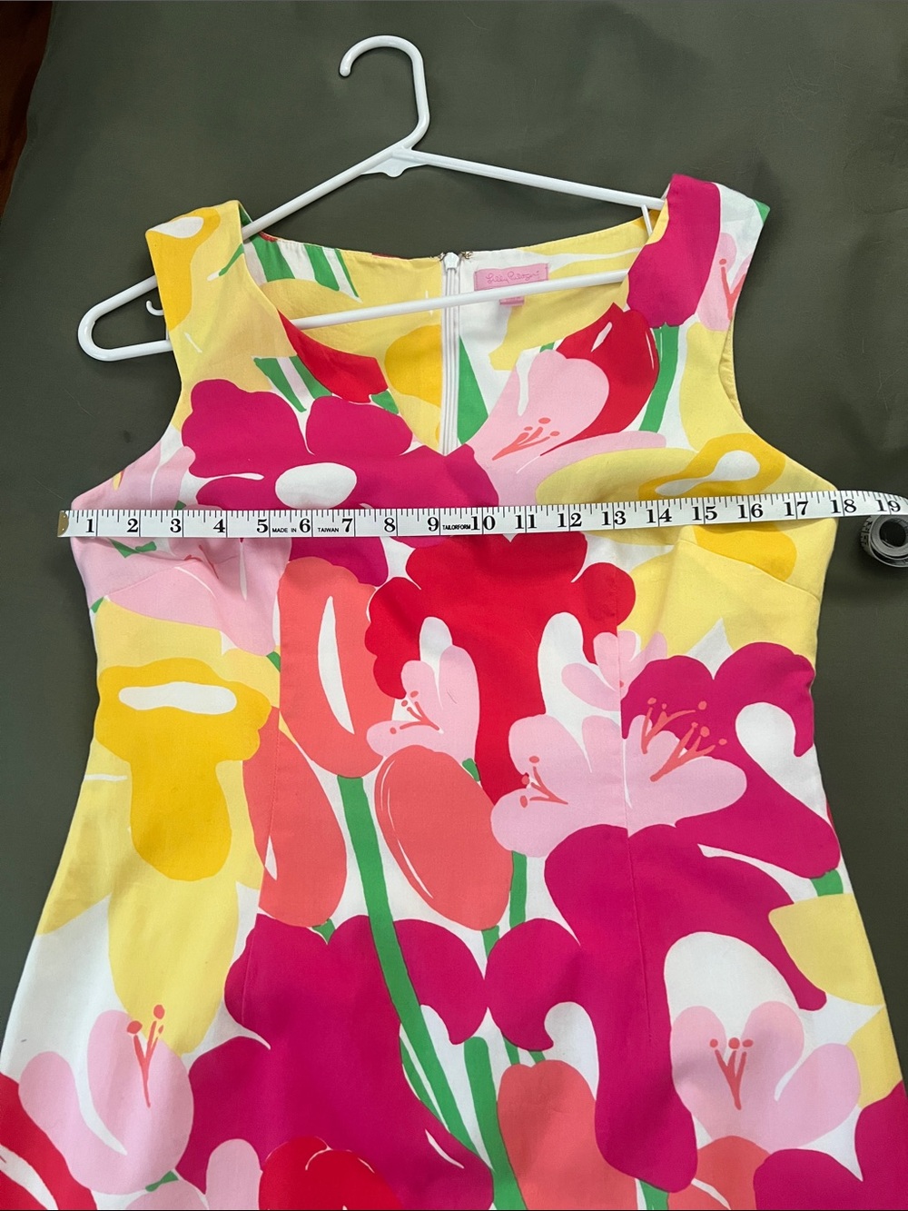 Lilly Pulitzer Taytay shift dress in Lavish Lilies Placed print. Size 8 - Picture 5 of 5